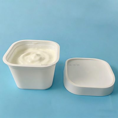 Cách sắp xếp tủ lạnh gọn gàng với hộp đựng tối ưu không gian