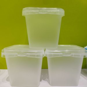 Hộp Nhựa Đựng Thực Phẩm Vuông 500ml Nắp Kín Chống Tràn Màu Vàng Nhập Khẩu - hình 1