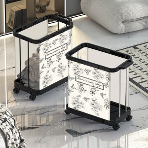 Giỏ đựng đồ giặt di động nhựa inox có bánh xe đa năng 50L Hai giỏ đựng đồ di động với quần áo bên trong, đặt cạnh giường
