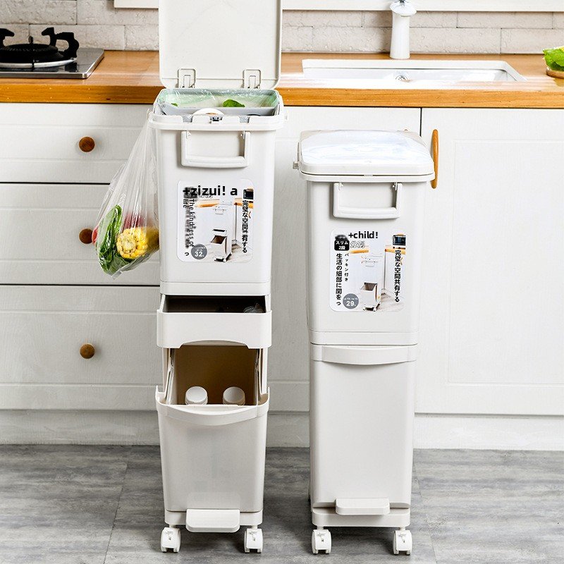 Thùng rác phân loại nhựa PP có nắp bàn đạp tiện lợi cho gia đình Hai thùng rác phân loại với nhiều ngăn, nắp mở và bánh xe dễ di chuyển.