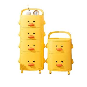 Tủ nhựa 5 tầng hình vịt vàng đa năng cho bé, nhựa PP an toàn Hai tủ nhựa hình vịt vàng, một cao một thấp, nền trắng.