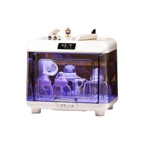 Máy sấy tiệt trùng bình sữa với cửa trong suốt, dễ quan sát bên trong.