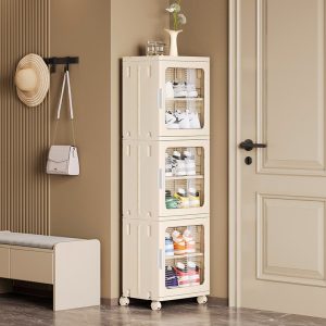 Tủ giày 3 tầng đặt sát tường, tiết kiệm diện tích.