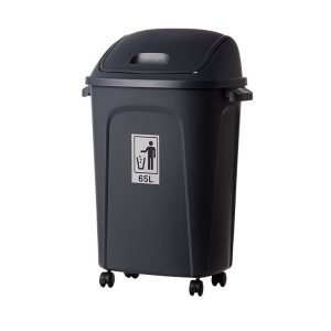 Thùng rác nhựa xám đậm 65L có bánh xe, nền trắng.
