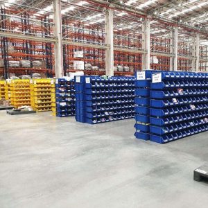 Thùng Nhựa Đa Năng 5 Tầng Xếp Chồng Màu Xanh Nhập Khẩu